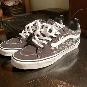 Van’s shoe 10.5 in mens size
